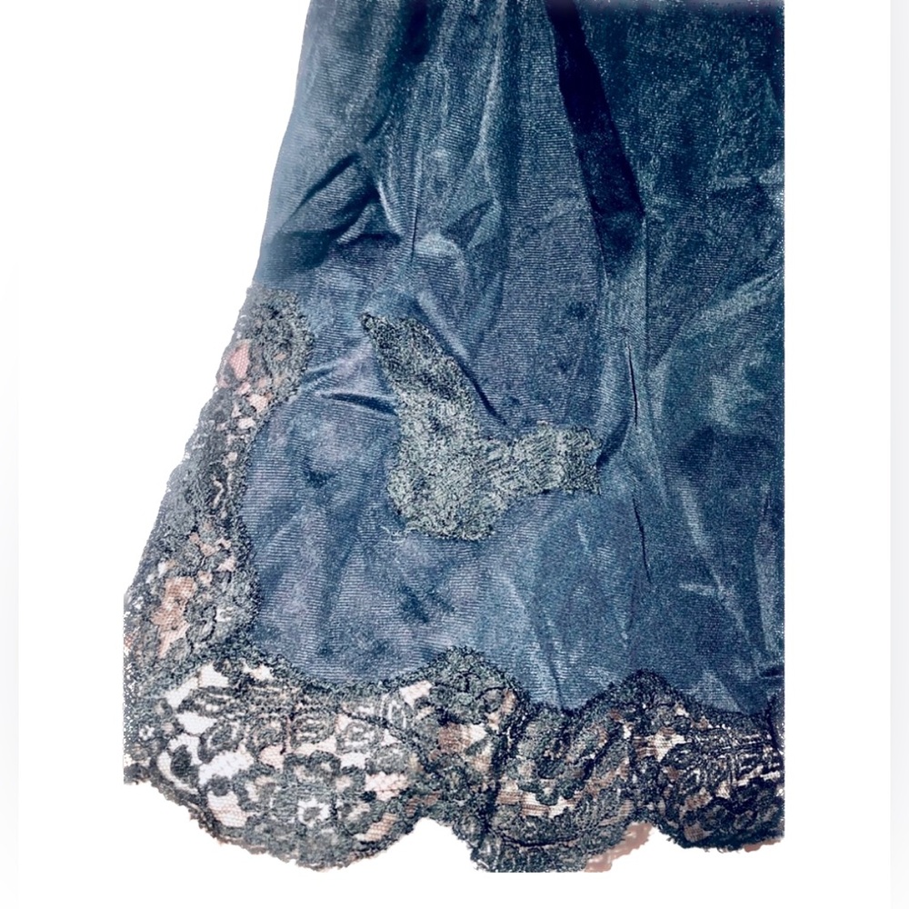 Vintage Slimtite satin lace trim slip skirt - Picture 3 of 16